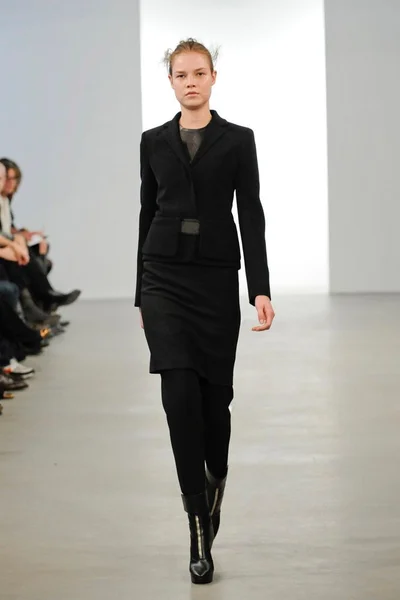 Look 4